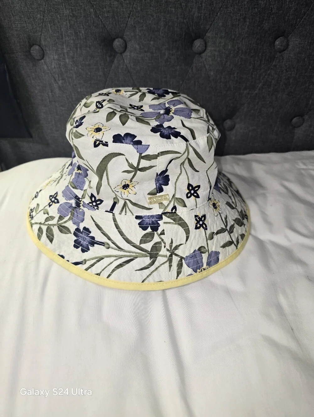 Betmar * Womens Floral Bucket Sun Hat * Navy Floral *  Summer Packable Travel